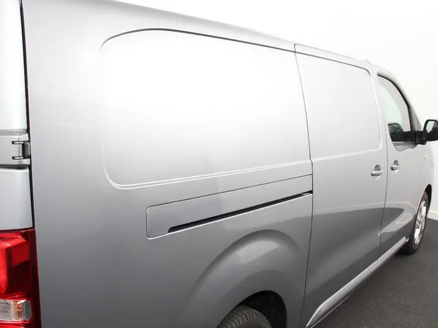 Opel Vivaro 2.0 BlueHDi 180 S&S L3 Automaat 2024 Diesel 31