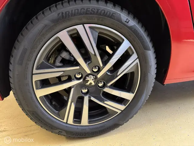 Peugeot 208 1.2 PureTech Blue Lease Allure 2019 Benzine 6
