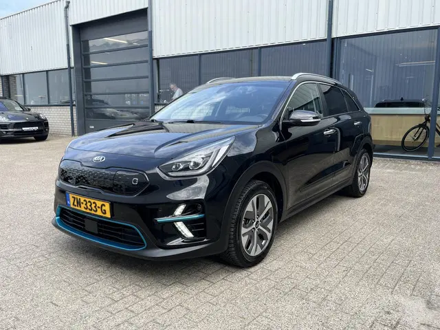Kia e-Niro ExecutiveLine 64 kWh 2019 Elektrisch 36