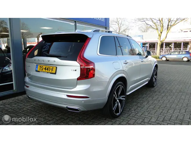Volvo XC90 2.0 T6 AWD Momentum, 2016 2016 Benzine 2