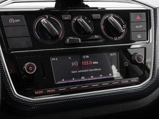 Volkswagen up! 1.0 65pk 2023 Benzine 28