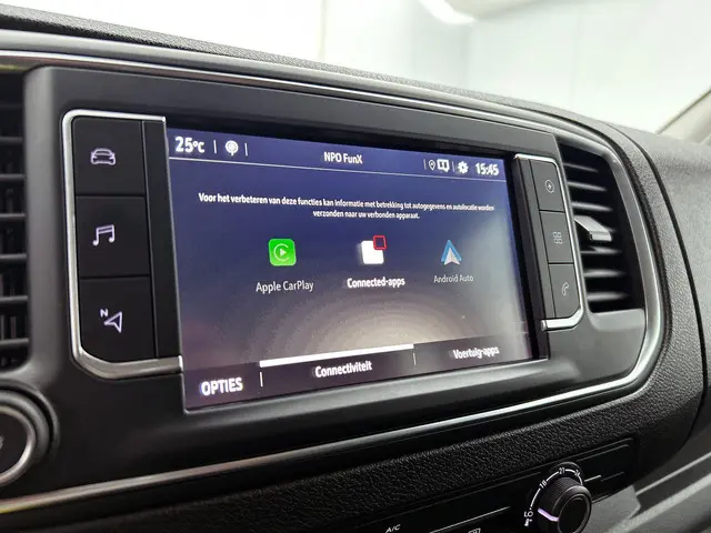 Opel Vivaro-e Combi L3H1 75 kWh 2022 Elektrisch 17