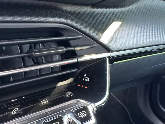 Peugeot e-2008 EV GT 2022 Elektrisch 30