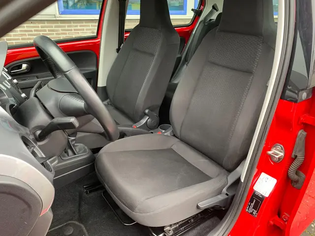 SEAT Mii 1.0 Reference 2014 Benzine 9