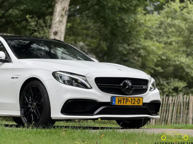 Mercedes-Benz C-Klasse Estate AMG 63 2016 Benzine 8
