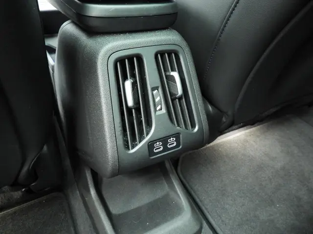 BMW iX1 eDrive20 2025 Elektrisch 32