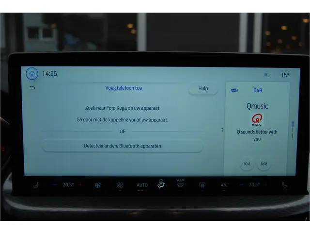 Ford Kuga 2.5 PHEV 243pk Titanium 2024 Hybride Benzine 23