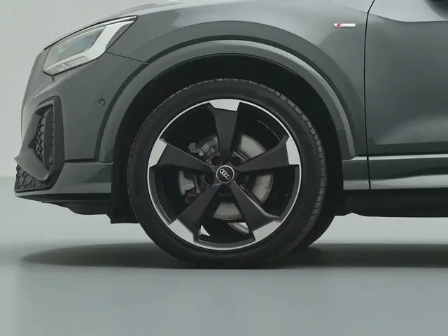 Audi Q2 35 TFSI S Edition 2023 Benzine 10