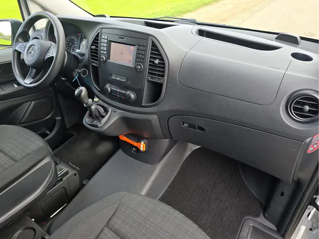 Mercedes-Benz Vito 111 CDI L2 H1 2017 Diesel 13