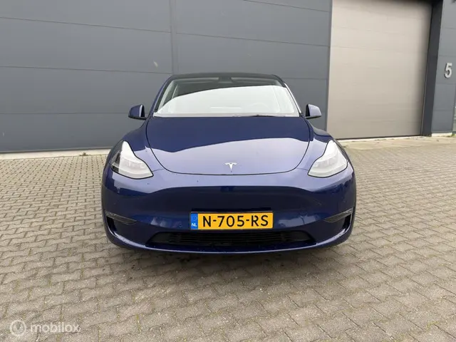 Tesla Model Y Long Range AWD 75 kWh 2021 Elektrisch 9