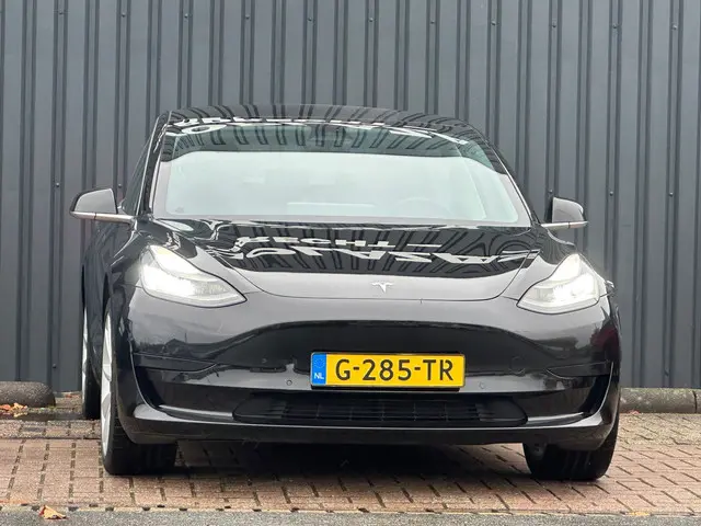 Tesla Model 3 3