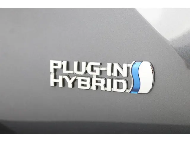 Toyota Prius 1.8 Plug-in Executive 2019 Hybride Benzine 35