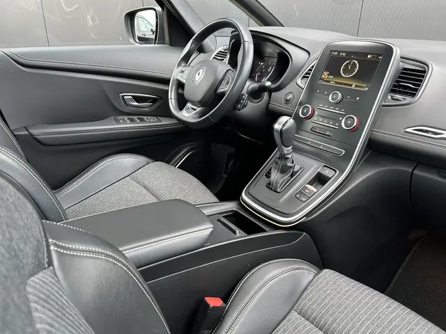 Renault Scénic 1.3 TCe Intens 2022 Benzine 4