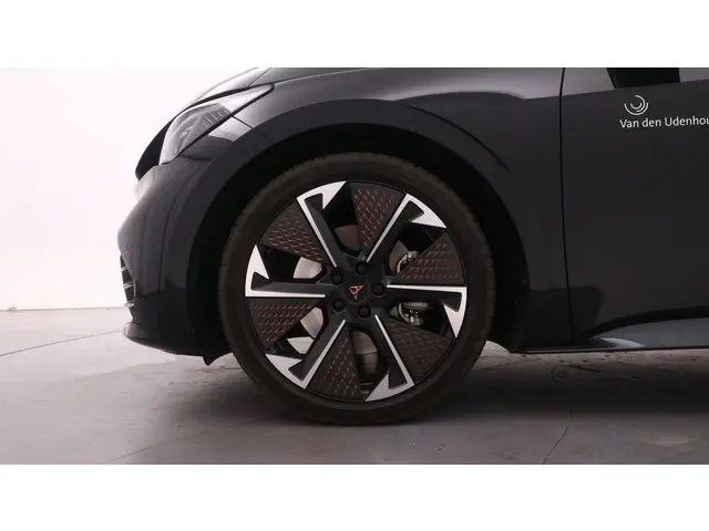 CUPRA Born Business 59 kWh / 2024 Elektrisch 14