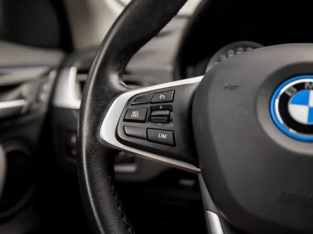 BMW X1 xDrive25e Sportline 2022 Hybride Benzine 18