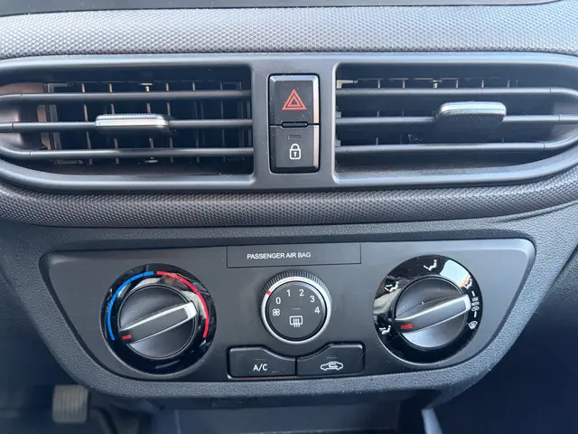 Hyundai i10 1.0 Comfort 2020 Benzine 16