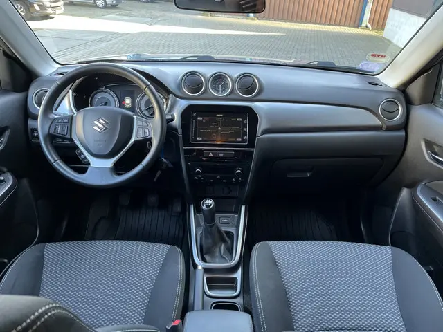 Suzuki Vitara 1.0 B.jet Select 2019 Benzine 15