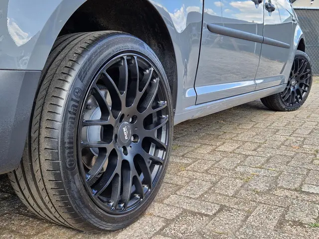 Volkswagen Caddy Maxi 2.0 TDI L2H1 BMT 2018 Diesel 5