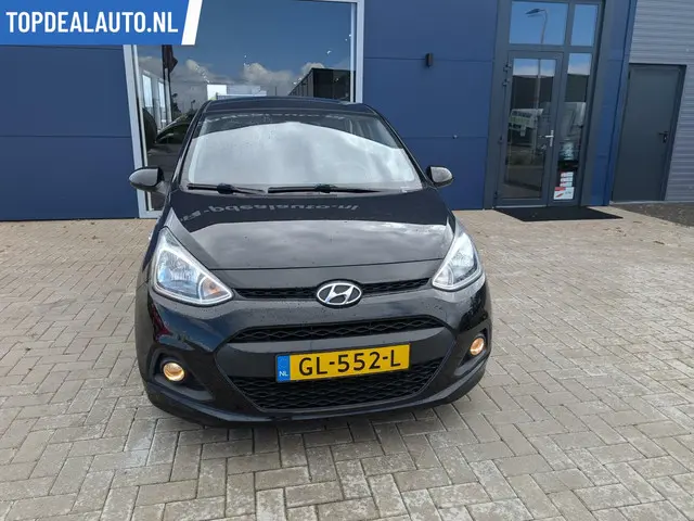 Hyundai i10 1.0i i-Motion Comfort 2015 Benzine 13