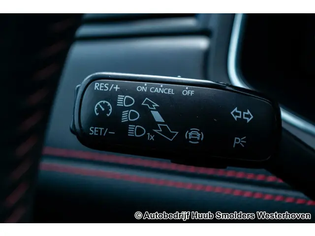 SEAT Arona 1.0 TSI FR Business Intense 2021 Benzine 26