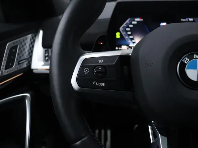 BMW X2 M35i xDrive 2025 Benzine 18