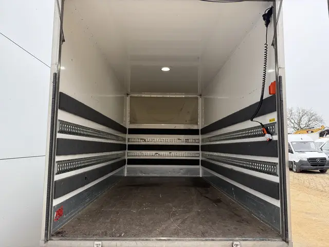 Mercedes-Benz Sprinter 317 1.9 CDI 2022 Diesel 11