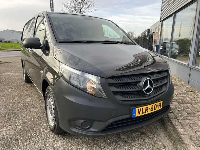 Mercedes-Benz Vito 110 CDI Lang 2021 Diesel 35
