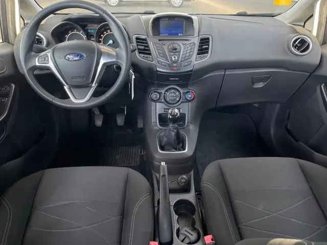 Ford Fiesta 1.0 Style 54.300 km + NAP NL-auto 2014 Benzine 7