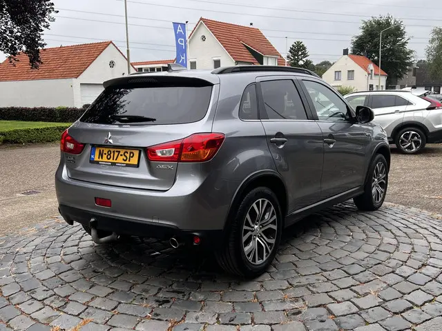 Mitsubishi ASX 1.6 Cleartec Connect Pro 2017 Benzine 4