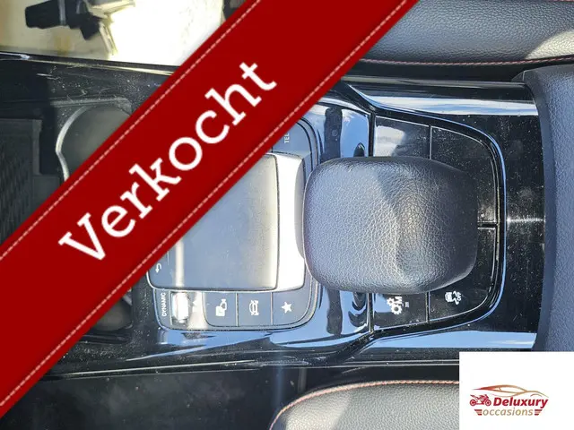 Mercedes-Benz A-Klasse AMG 35 4MATIC 2020 Benzine 14