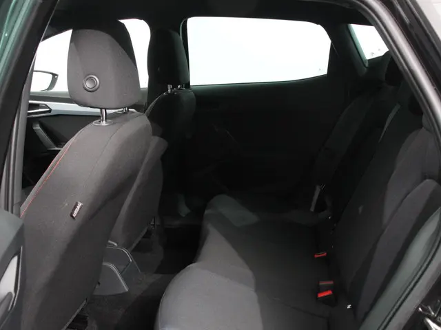 SEAT Ibiza 1.0 EcoTSI FR 2024 Benzine 31