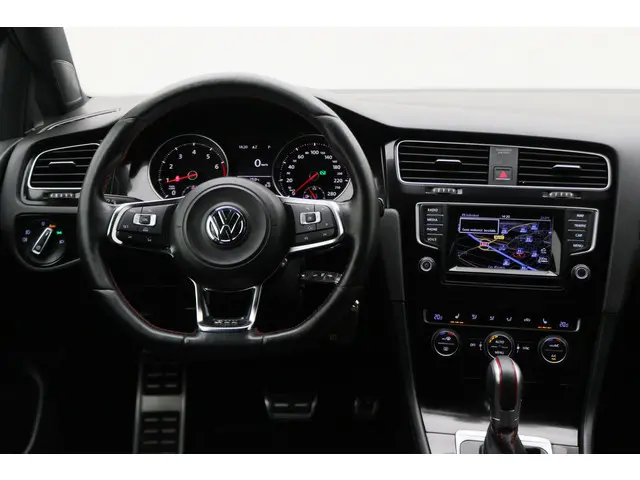 Volkswagen Golf 2.0 TSI GTI Performance 2014 Benzine 32