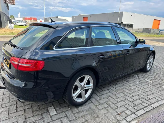 Audi A4 Avant 1.8 TFSI Business Edition 2013 Benzine 7