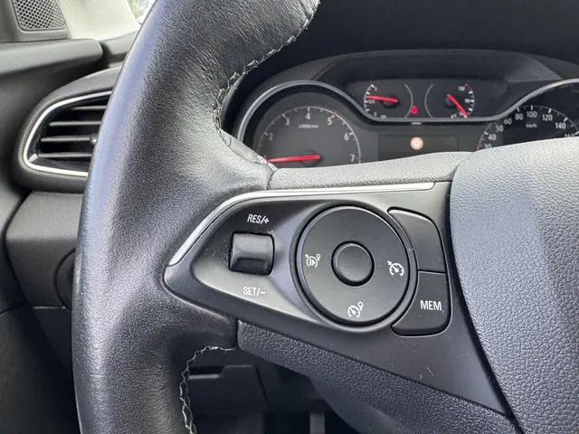 Opel Grandland X 1.2 Turbo Innovation 2019 Benzine 14
