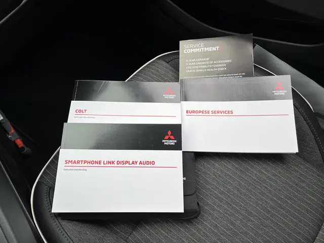 Mitsubishi Colt 1.0T MT First Edition 2024 Benzine 32