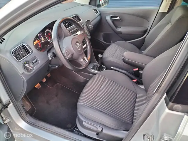 Volkswagen Polo 1.2 TSI BlueMotion Edition+ 2013 Benzine 15