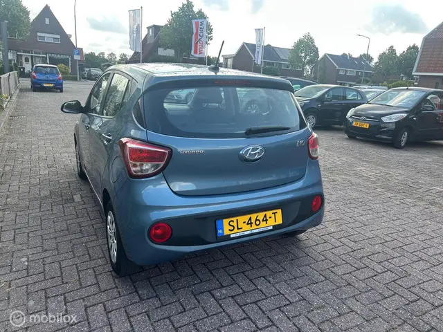 Hyundai i10 1.0i Comfort Navigatie 2018 Benzine 4