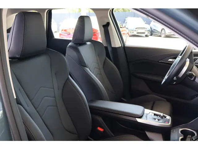 BMW X1 xDrive23i 2025 Benzine 13