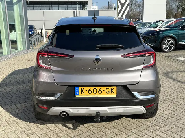 Renault Captur 1.0 TCe 100 Intens 2021 Benzine 6
