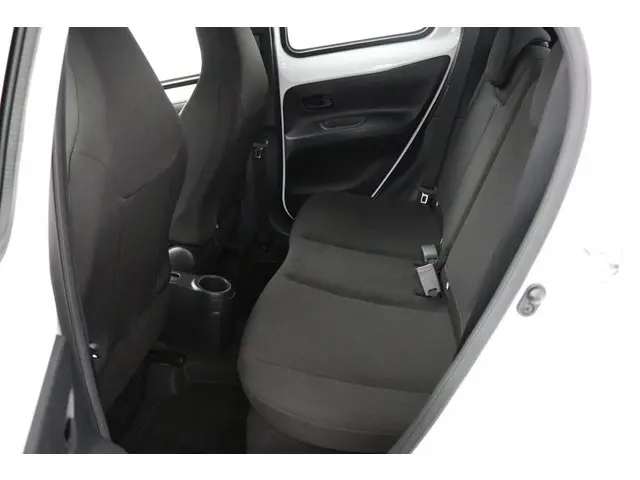 Toyota Aygo X 1.0 VVT-i MT Play 2024 Benzine 18