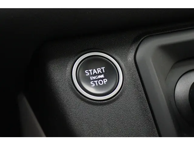 Land Rover Defender 2.0 D240 110 HSE 2020 Diesel 52