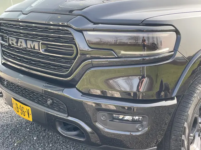 Dodge Ram 1500 5.7 V8 4x4 Crew Cab Limited 2023 LPG/Gas 31