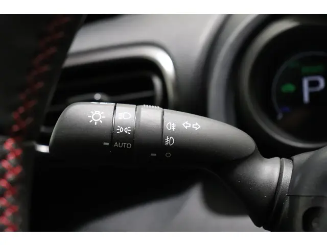 Toyota Yaris 1.5 Hybrid GR Sport, 2023 Hybride Benzine 15