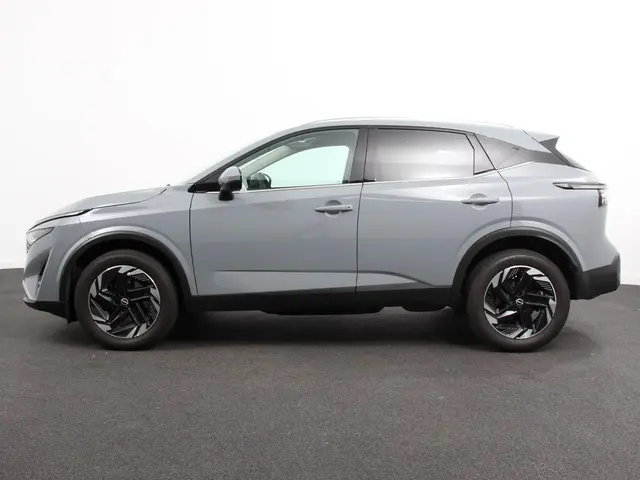 Nissan QASHQAI 1.3 MHEV Automaat N-Connecta 2025 Benzine 9