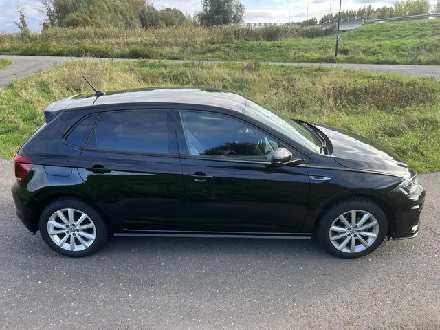 Volkswagen Polo 1.0 TSI R Line 2018 Benzine 15