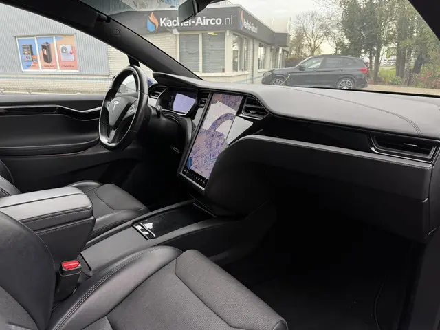 Tesla Model X 75D Aut. 2018 Elektrisch 14