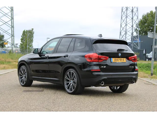 BMW X3 xDrive 30e 2020 Hybride Benzine 13