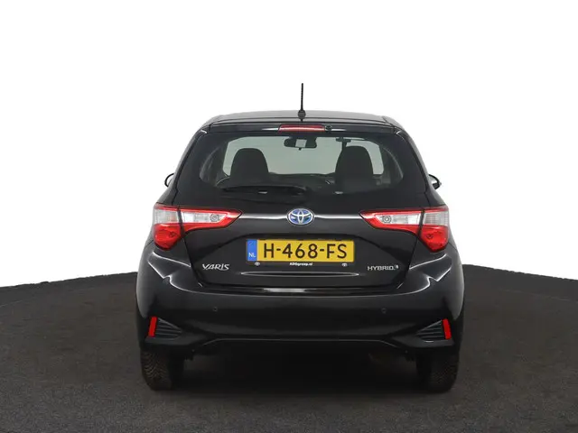 Toyota Yaris 1.5 Hybrid Dynamic 2020 Hybride Benzine 62