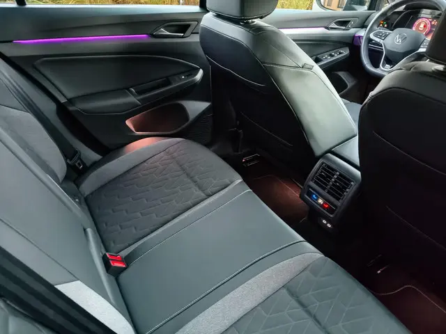 Volkswagen Golf 1.5 TSI Life Edition 2025 Benzine 17