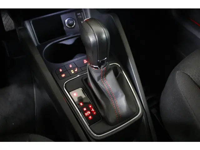 SEAT Ibiza 1.0 EcoTSI FR Connect 2017 Benzine 31